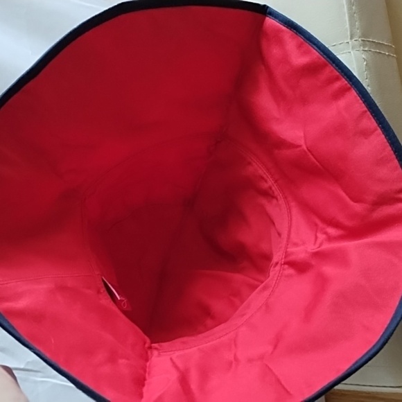 Very Bradley Bucket Hat - Picture 5 of 6